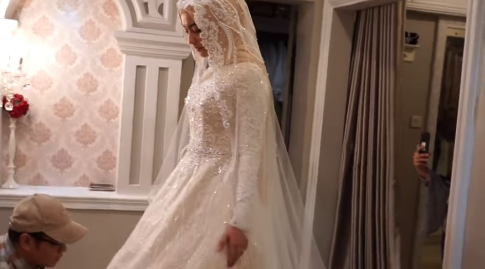 Ball gown Ciki