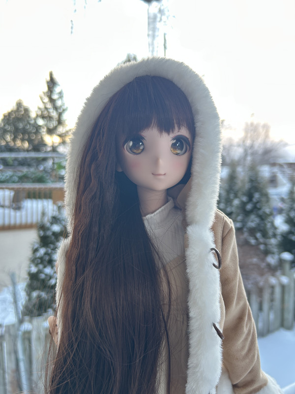 yua-snow-two.jpg
