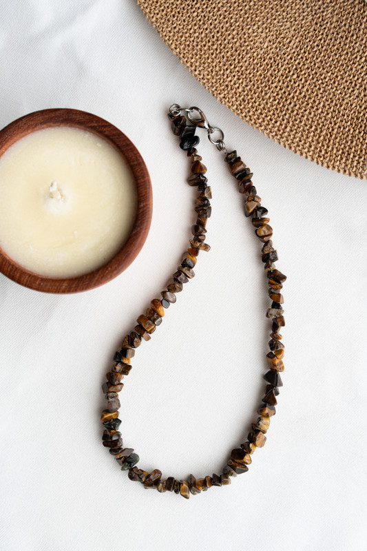 Collar marr&oacute;n