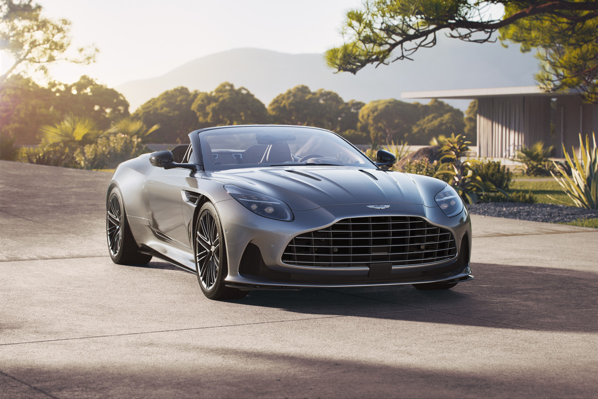 AstonMartinDB12Volante_3