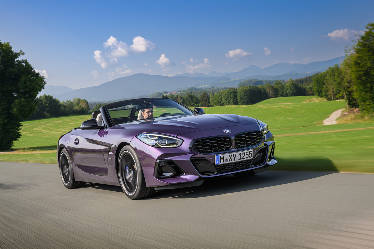 P90479449_highRes_bmw-z4-m40i-09-2022