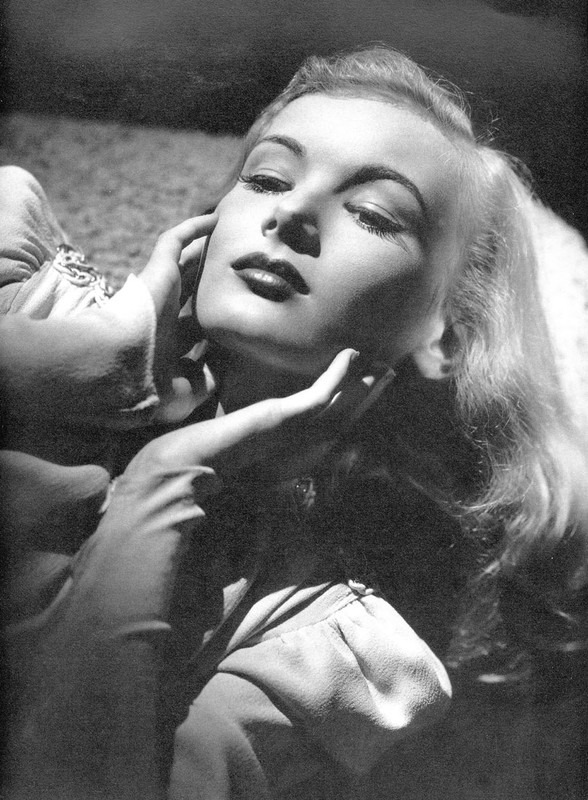 veronica_lake_mb19