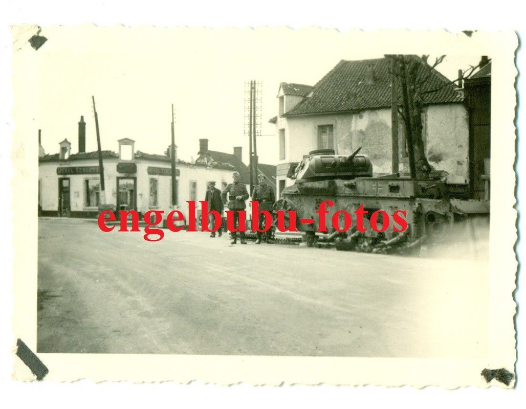 FOTO - PANZER - Deutscher PANZER - STONNE-Schlacht (ARDENNES) - 