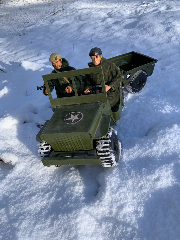 Snowy Jeep recon IMG-1050