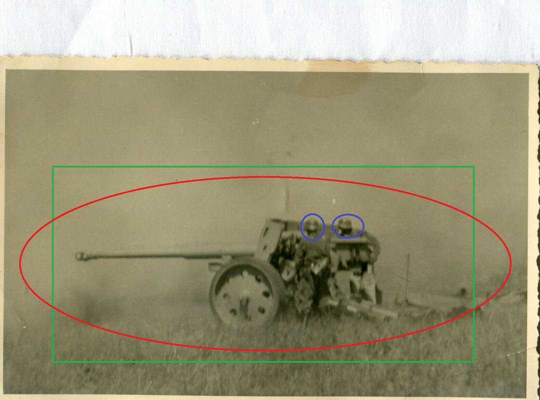 FOTO PAK Geschütz im Einsatz