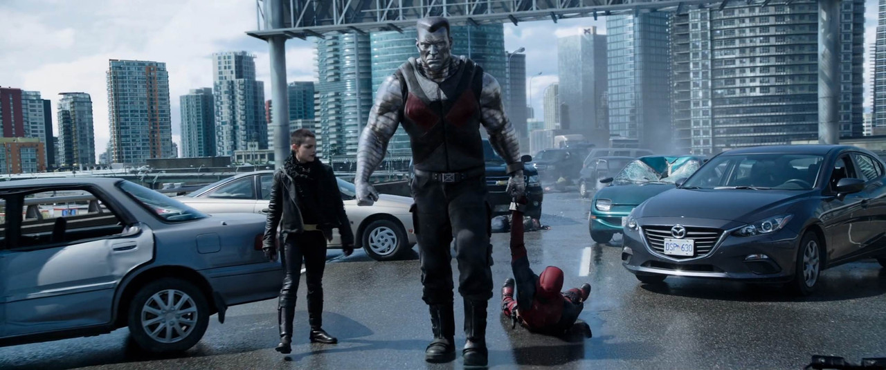 Deadpool 2016 BluRay [Hindi + Tamil + Telugu + English] 480p, 720p, 1080p ESub Screenshot