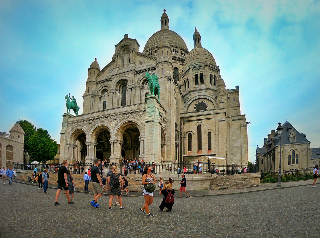 22C06F0B-BF29-42DF-A5D1-0A180B7FAD5A