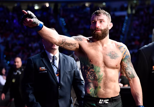 Майкъл Киеса срещу Корт Макгий на UFC on ESPN 69