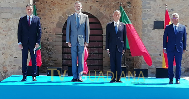 PORTUGAL E ESPANHA REABREM FRONTEIRA TERRESTRE