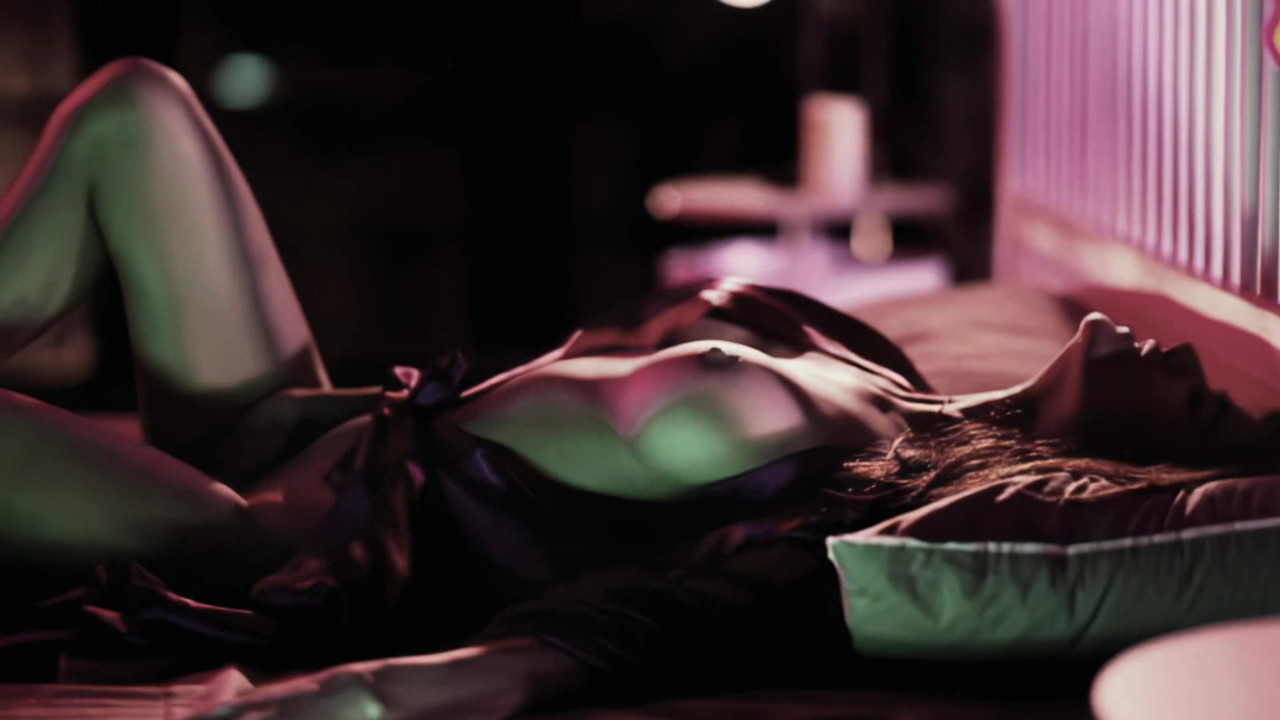 [Image: CALIFORNICATION-1080p-036.jpg]