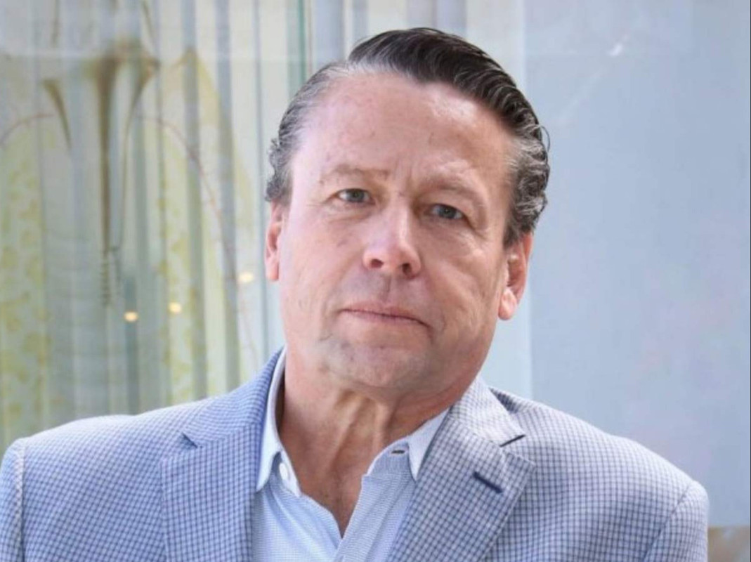 Así es la lujosa casa donde vive Alfredo Adame