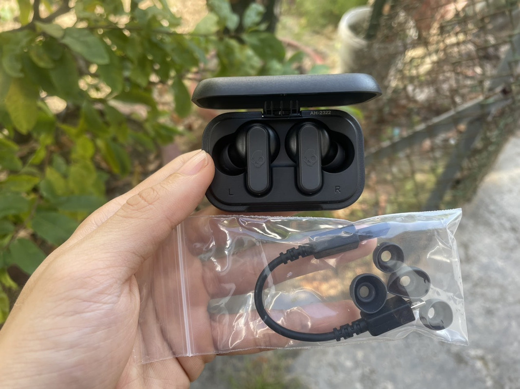 z4963816822017_38db0fad219c2dbfd7de7bd2e7cbfa58-min