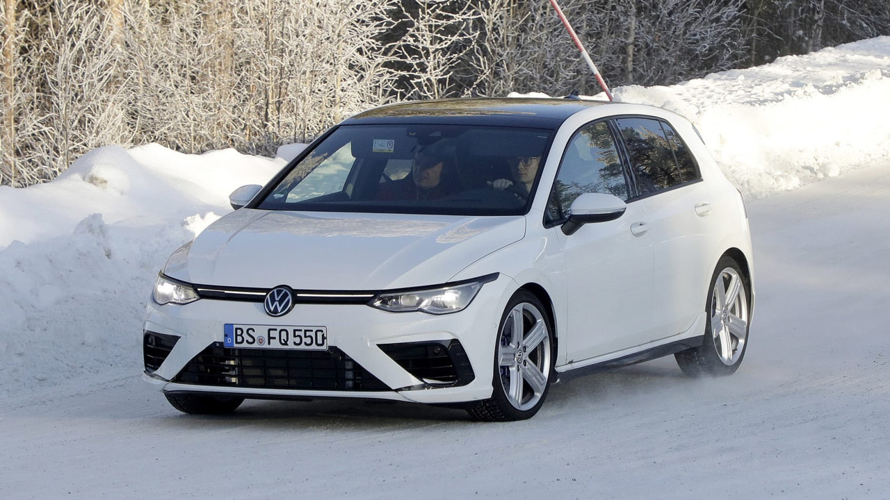 93939403-4E08-4C6C-9885-79552A2D76EC