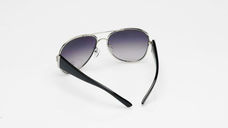 Create Sunglasses E-commerce Website Using Laravel