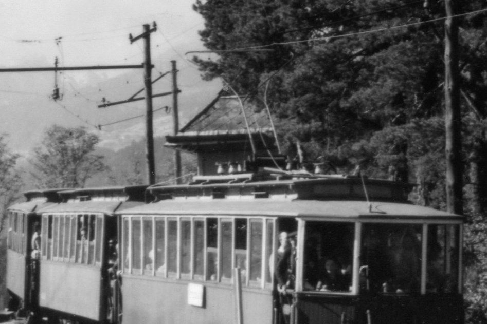 1147 crop bearbeitet 2400dpi 20x30 cropbuildingbg