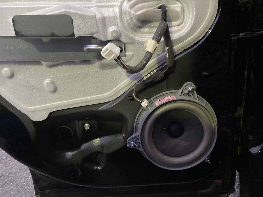 935E575E-591B-4000-B504-2CF8A4A138E8