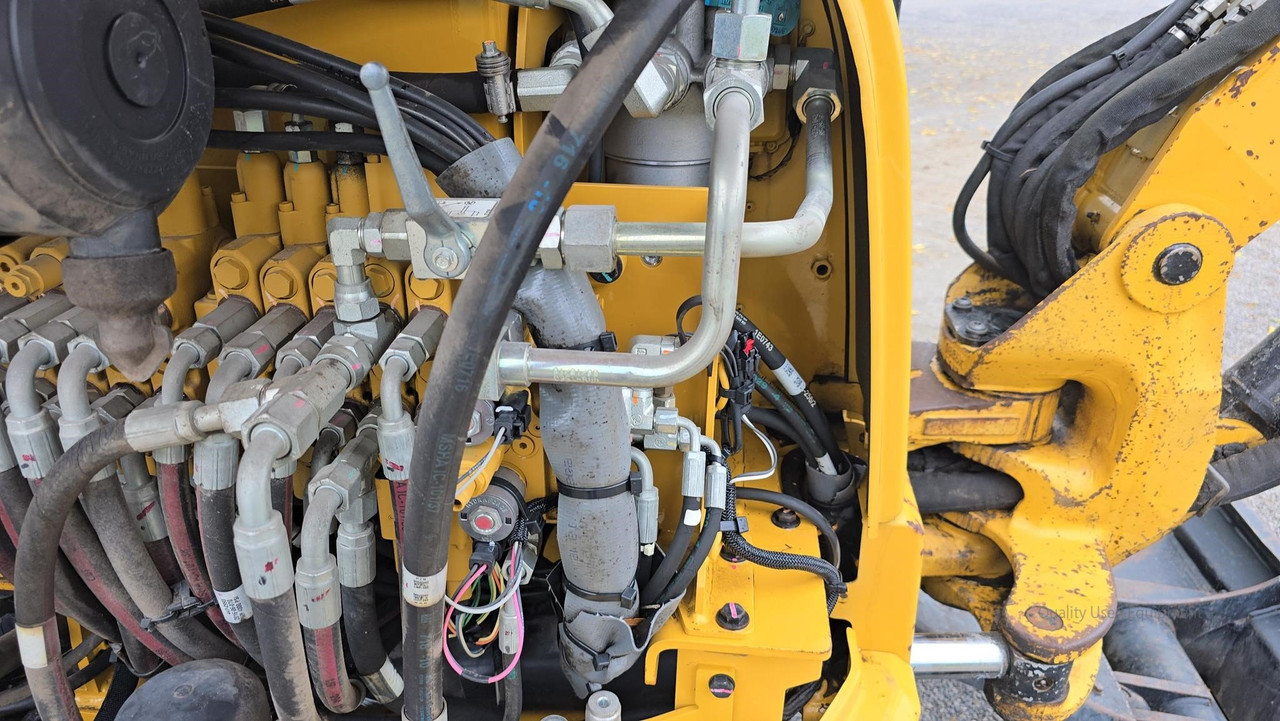 Vehicle thumbnail 60