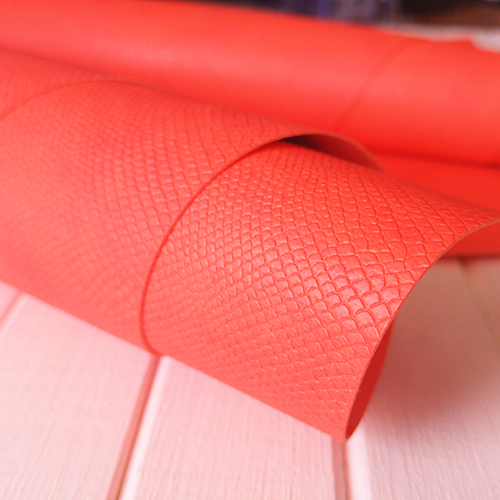 krasnyj-piton-kozhzam