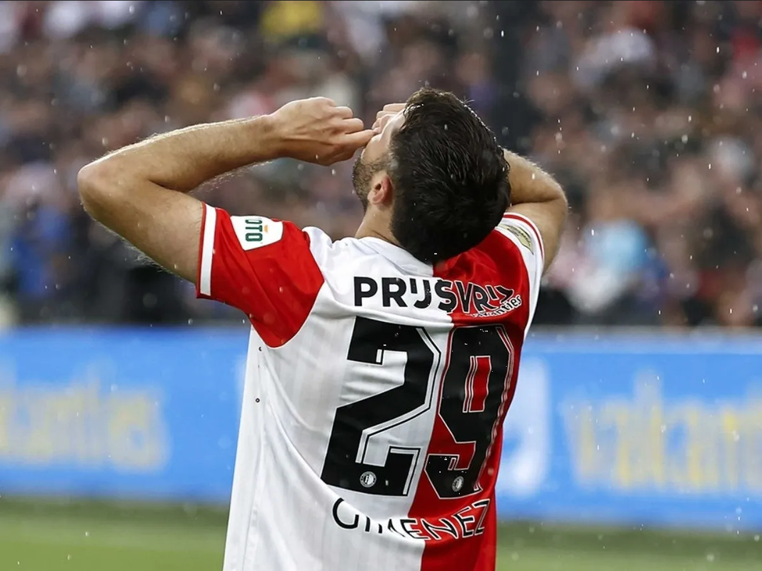 ¿Qué récord logró Santi Giménez con el Feyenoord que era de Luis Suárez?