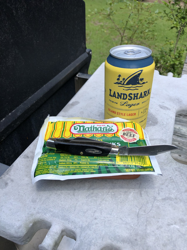 Independence-Day-Hotdogs-Beer.jpg