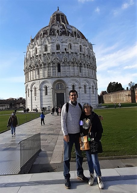 TREN A PISA, CATEDRAL Y PASEO NOCTURNO POR FLORENCIA. - Florencia y Pisa 2021 con niños (22)