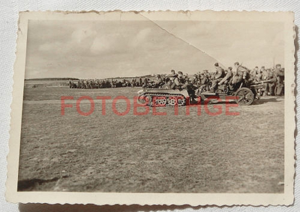 Fallschirmjäger NSU Kettenkrad 7,5cm Leichtgesch