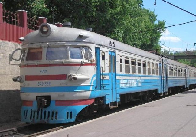 Когда в Харьковской области возобновят движение пригородные поезда и электрички