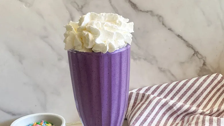 Ways to Customize Your Scowl Shake