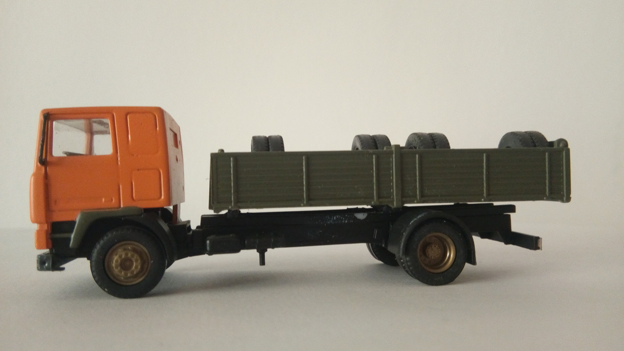 Macht (7979)