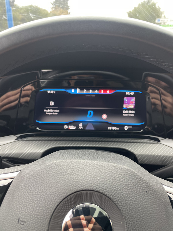 5C09B049-46D5-4015-9B9D-22A64F98B450