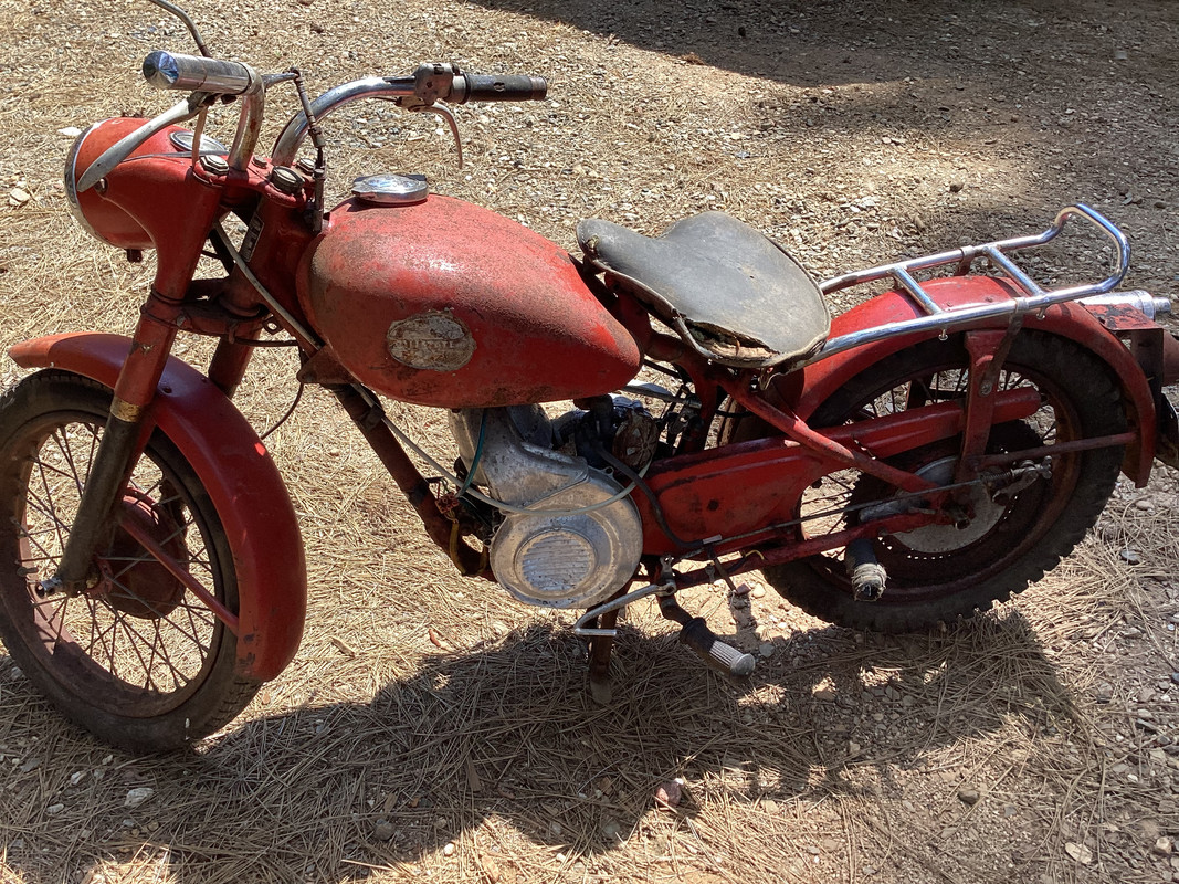 4C372970-18FD-456F-AD32-B8BEF835D4D0