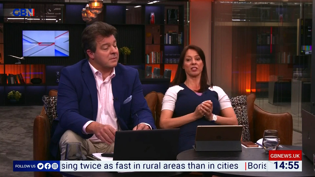 06.21 - 12.00.00 - DePiero & Halligan. What makes Britain tick. The n..._003.ts_snapshot_07.04.159