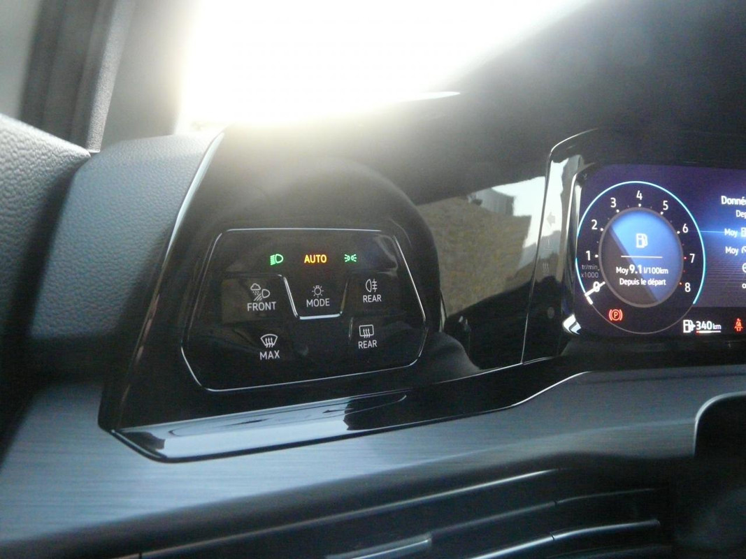 5D7DA537-9529-4D83-B7F7-14DA594938CA