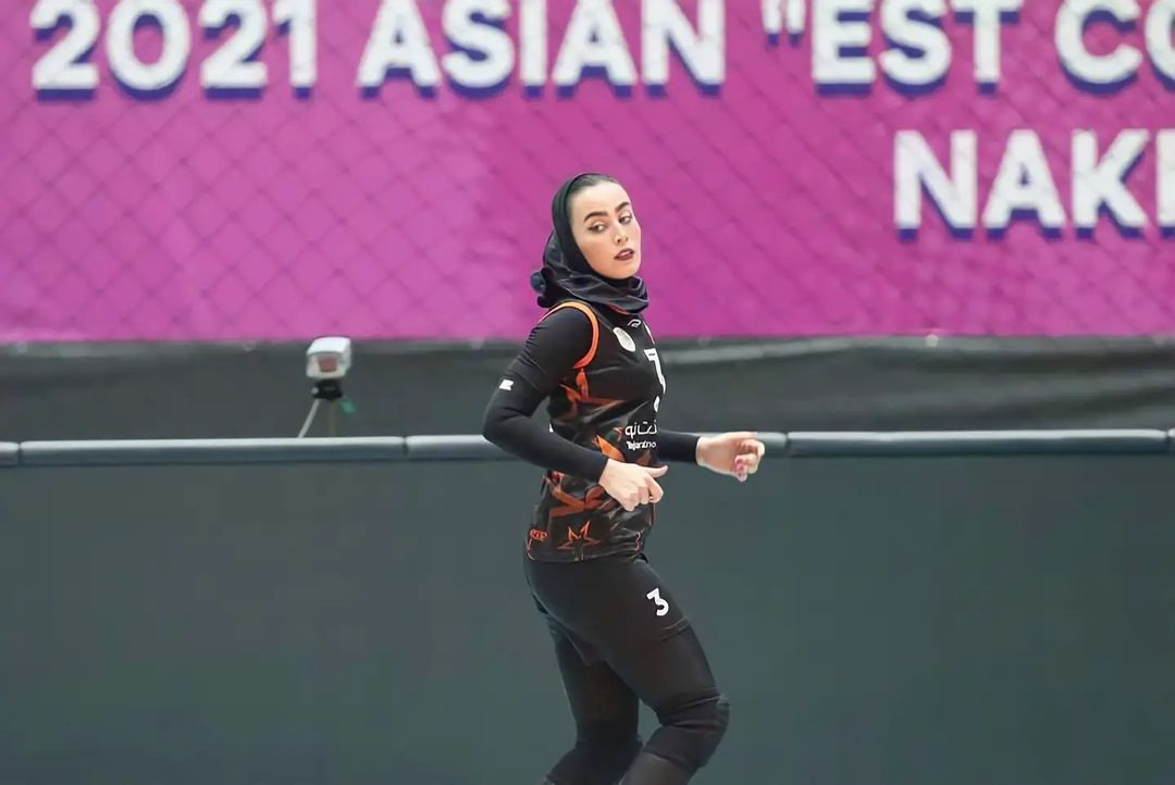 BV-143-Reyhaneh_davarpanah.