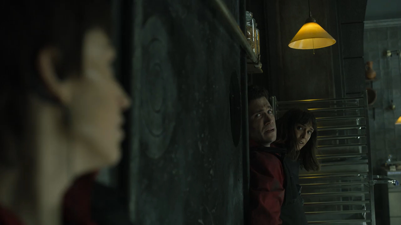 Money Heist 2021 WebRip Season 5 [Hindi + Tamil + Telugu + English] 480p 720p ESub Screenshot