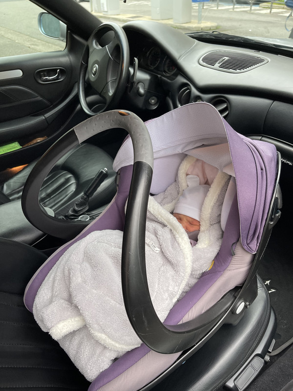 03511E54-AC3B-46E3-A9FC-F28037DBA006