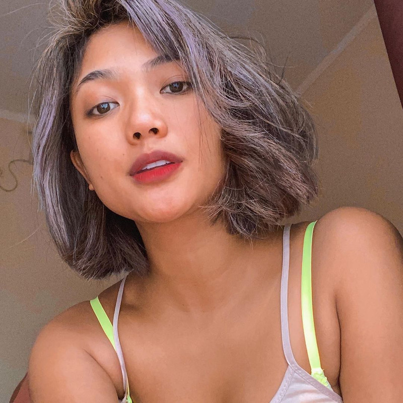7 Potret manis dan memesona Marion Jola, bikin jatuh hati