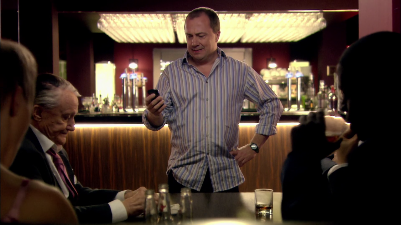 Hustle (2004) S06 (1080p AMZN Webrip x265 10bit EAC3 2.0 - WEM) [TAoE]