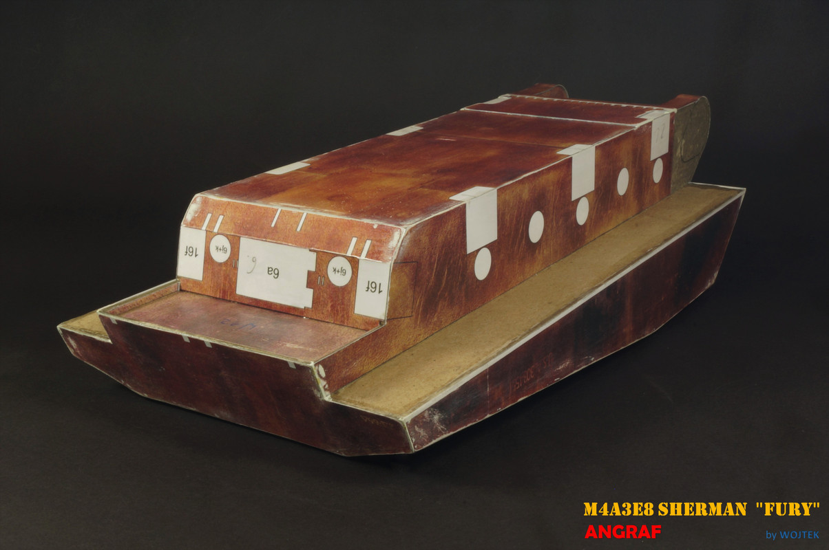 M4A3E8 SHERMAN  FURY 16