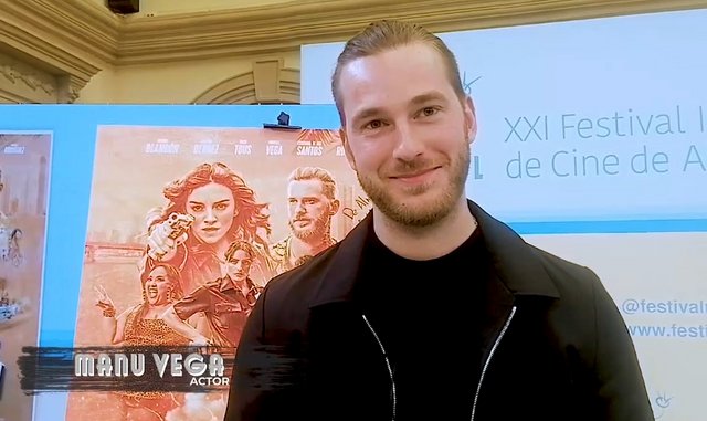 ENTREVISTA AL ACTOR MANU VEGA, PROTAGONISTA DE LA PELÍCULA “CON LOS AÑOS QUE ME QUEDAN”