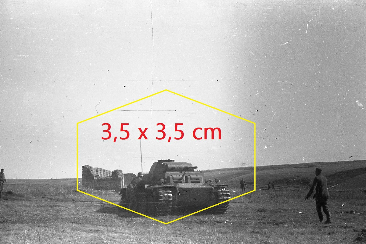 2x Foto Negativ Pz.Kpfw. II Ausf. J & Hafthohlladung Minen Panzer -Nahbekämpfung