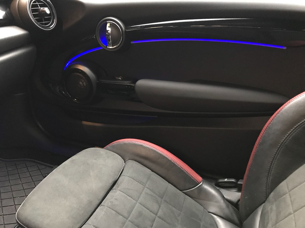 F6F405CB-C484-403F-BE81-45AFBB2C7538