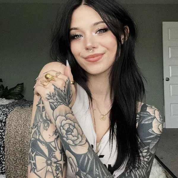 🗡️ salem 🗡️ / nonsalemwitch OF