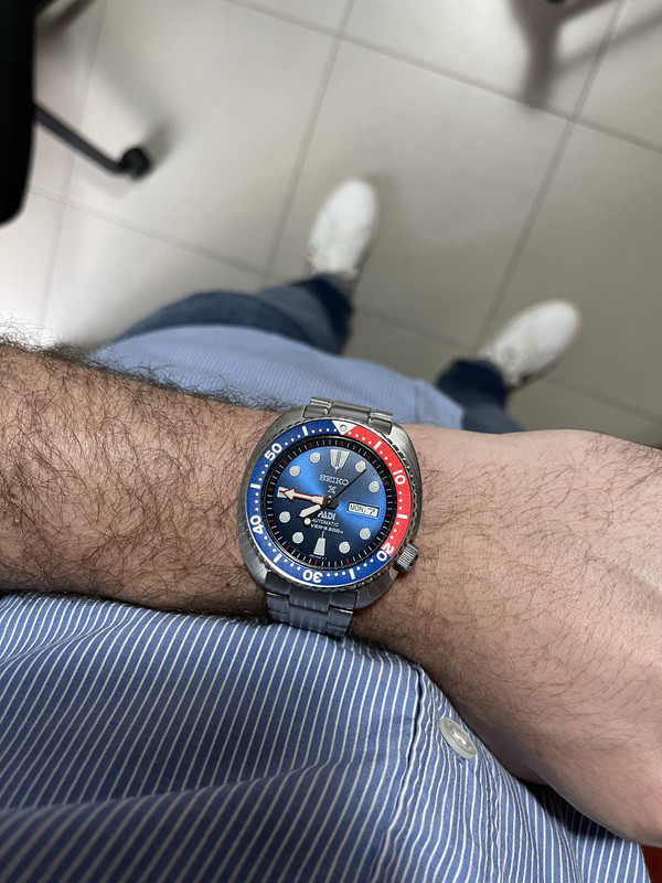 E84D9307-72A0-4FAD-862B-BC608A64870D