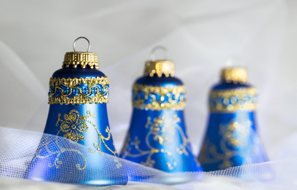 blueandgoldbells.jpg