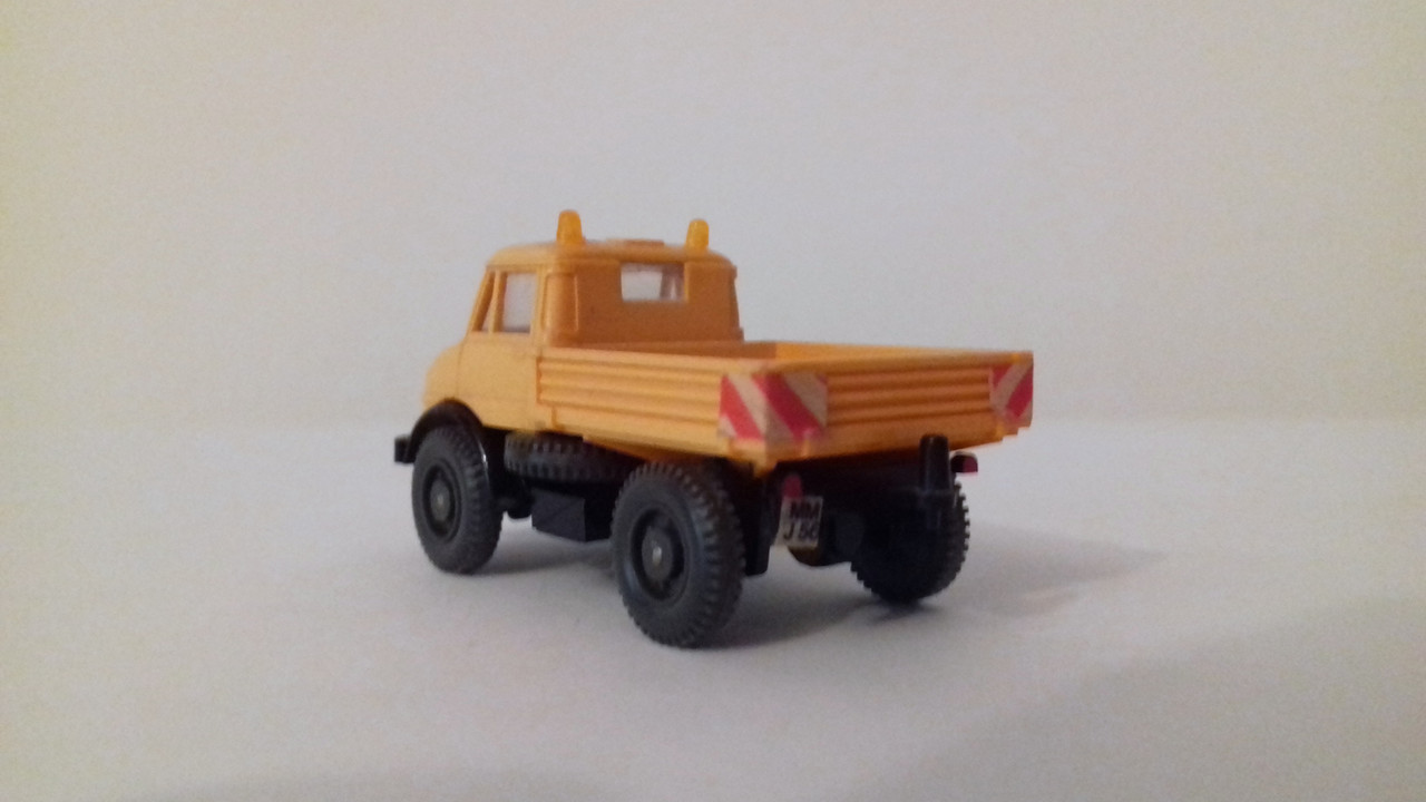 Mach (7454)