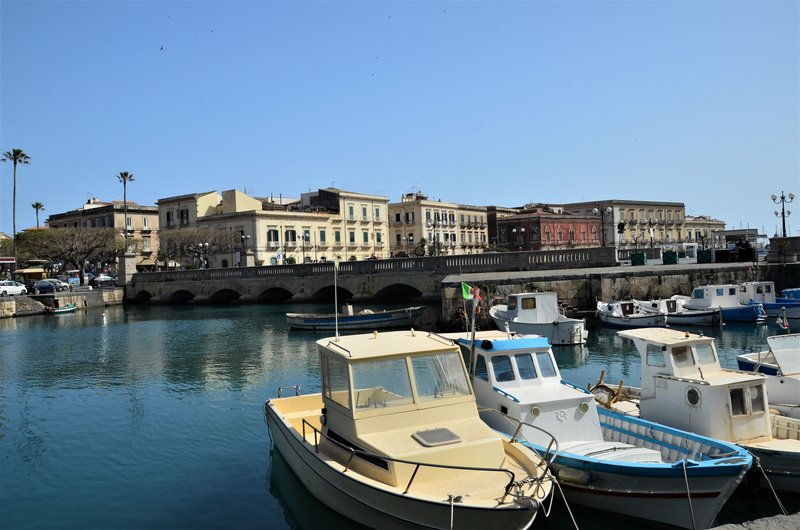 SIRACUSA-26-4-2019 - Italia y sus pueblos-2018/2019/2023 (15)