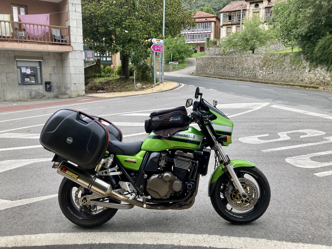 4077B852-9271-43B7-808E-461FF7A2421E