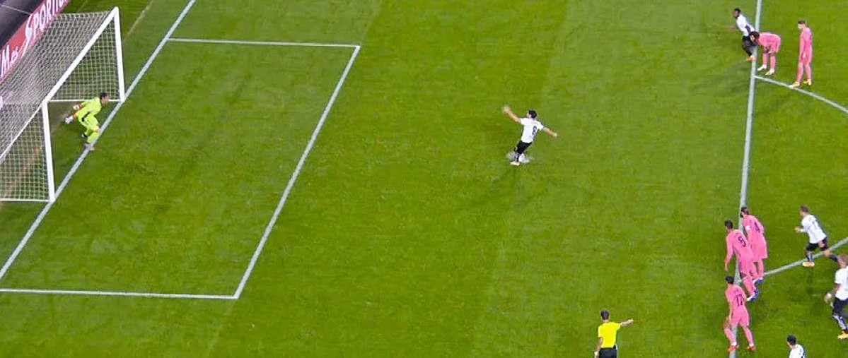 4D674128-5BBB-4431-BE8E-28DE26B12082