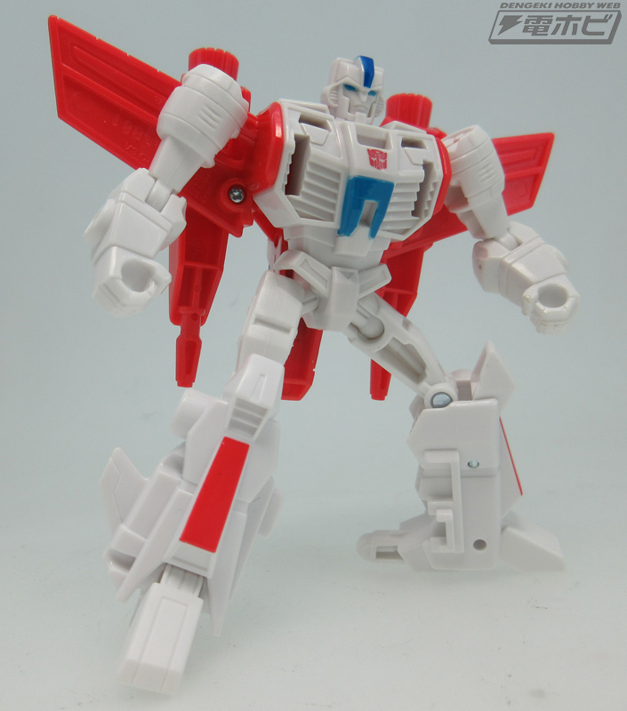 Takara-Tomy-Transformers-Cyberverse7